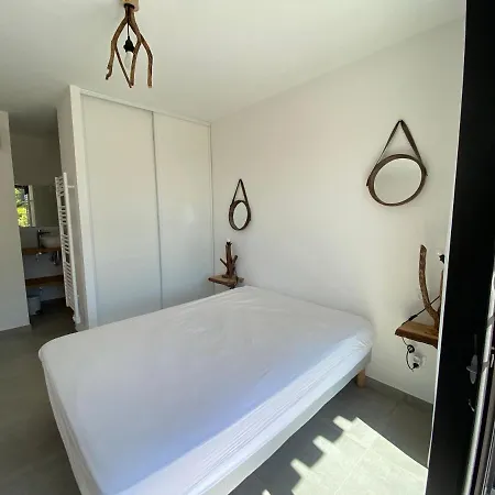 Mamago Villa Cirendinu