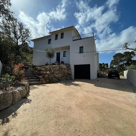 Villa Mamago *